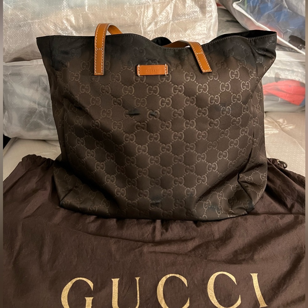 Gucci tote bag